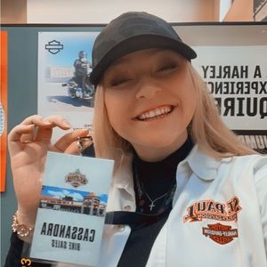 Meet your Posher, Cassie